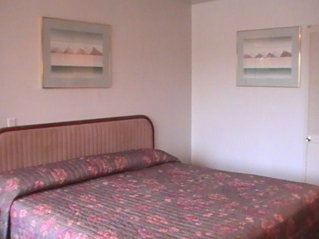 Hometown Inn Galion Habitación foto
