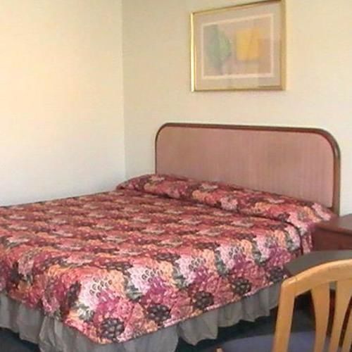 Hometown Inn Galion Habitación foto